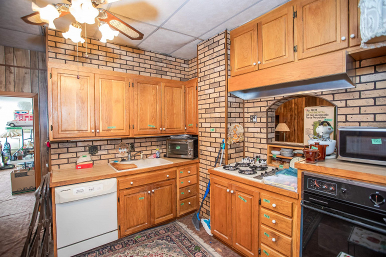 621 C Avenue, Cozad, Nebraska 69130, 3 Bedroom Bedrooms, 0 ,2 BathroomBathrooms,Residential,For Sale,C Avenue,0,20261533