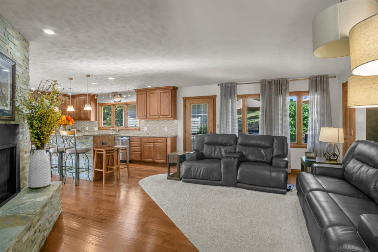 10 Red Fox Lane, Kearney, Nebraska 68845, 4 Bedroom Bedrooms, 0 ,3 BathroomBathrooms,Residential,For Sale,Red Fox Lane,0,20261532