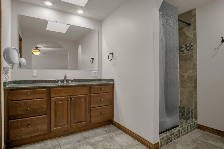 10 Red Fox Lane, Kearney, Nebraska 68845, 4 Bedroom Bedrooms, 0 ,3 BathroomBathrooms,Residential,For Sale,Red Fox Lane,0,20261532