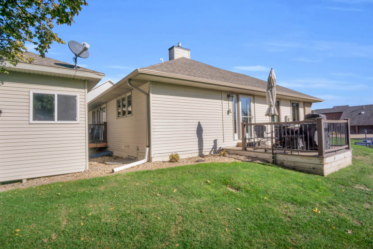10 Red Fox Lane, Kearney, Nebraska 68845, 4 Bedroom Bedrooms, 0 ,3 BathroomBathrooms,Residential,For Sale,Red Fox Lane,0,20261532