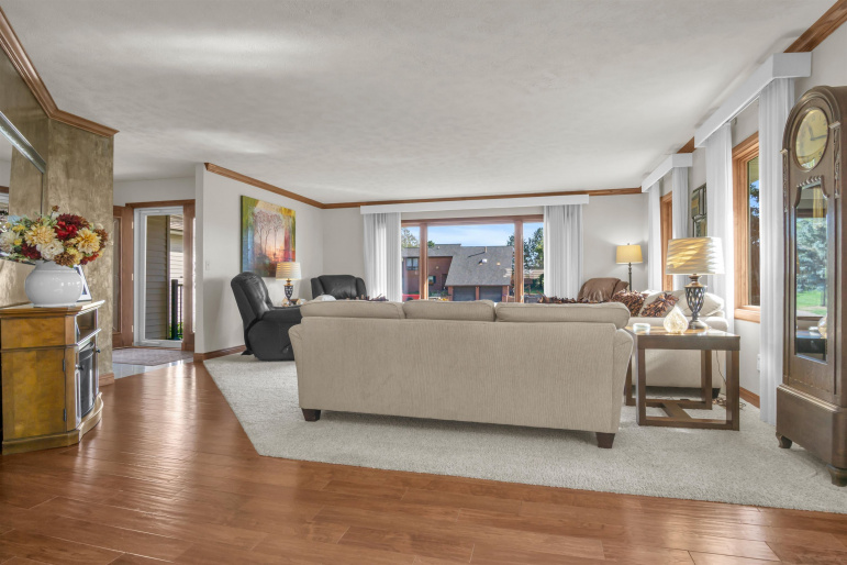 10 Red Fox Lane, Kearney, Nebraska 68845, 4 Bedroom Bedrooms, 0 ,3 BathroomBathrooms,Residential,For Sale,Red Fox Lane,0,20261532