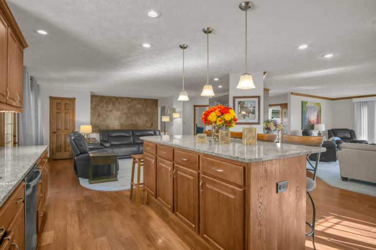10 Red Fox Lane, Kearney, Nebraska 68845, 4 Bedroom Bedrooms, 0 ,3 BathroomBathrooms,Residential,For Sale,Red Fox Lane,0,20261532
