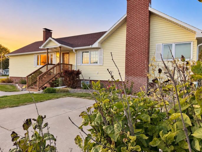 3217 2nd Street, North Platte, Nebraska 69101, 3 Bedroom Bedrooms, 0 ,4 BathroomBathrooms,Residential,For Sale,2nd Street,0,20261541