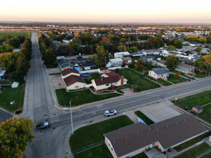 3217 2nd Street, North Platte, Nebraska 69101, 3 Bedroom Bedrooms, 0 ,4 BathroomBathrooms,Residential,For Sale,2nd Street,0,20261541