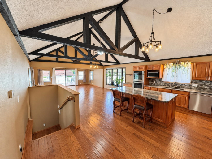 3217 2nd Street, North Platte, Nebraska 69101, 3 Bedroom Bedrooms, 0 ,4 BathroomBathrooms,Residential,For Sale,2nd Street,0,20261541